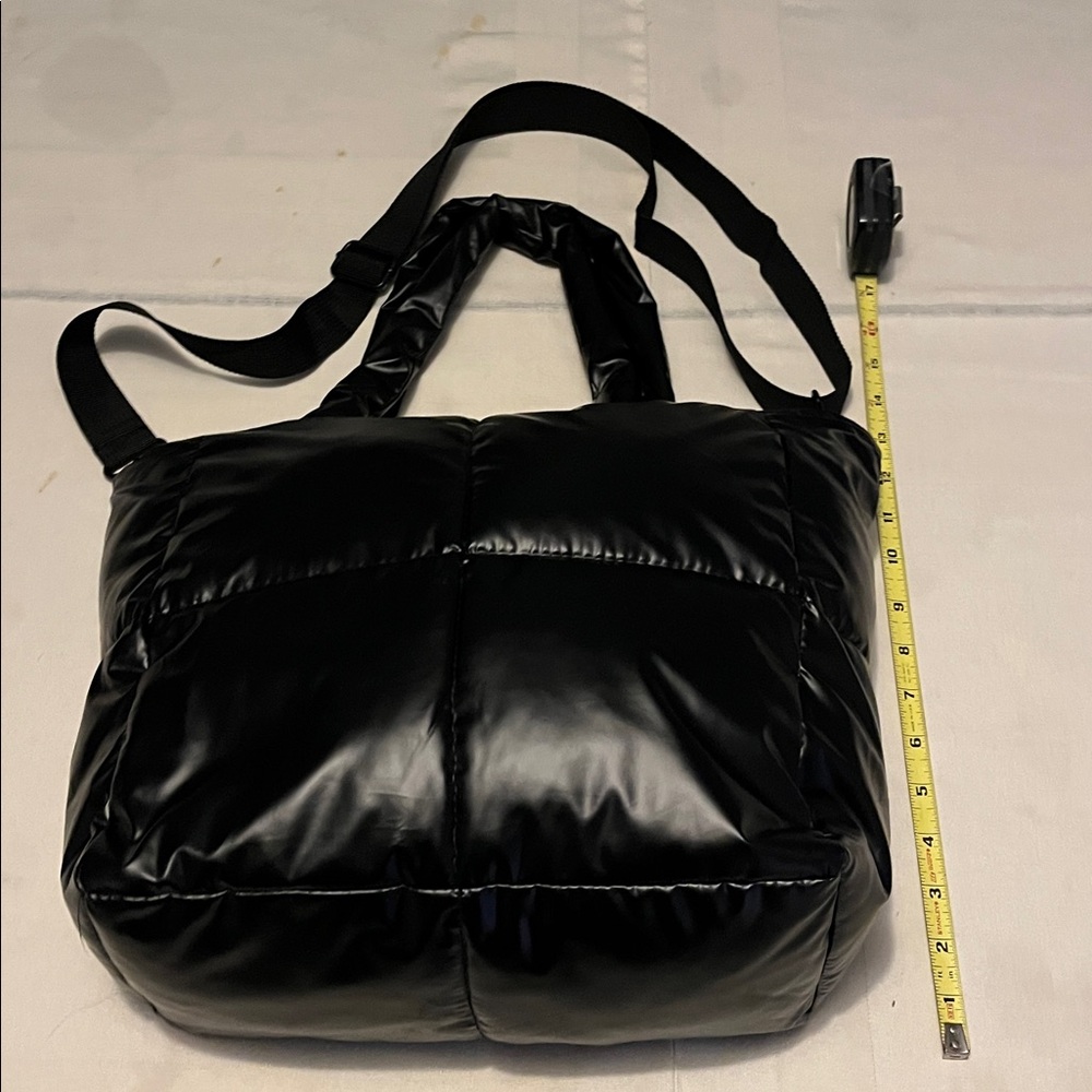 Bagle Black Quilted Puffy Large Tote Bag - Picture 5 of 8
